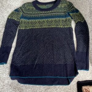 Eddie Bauer Navy and Green Women's Sweater
